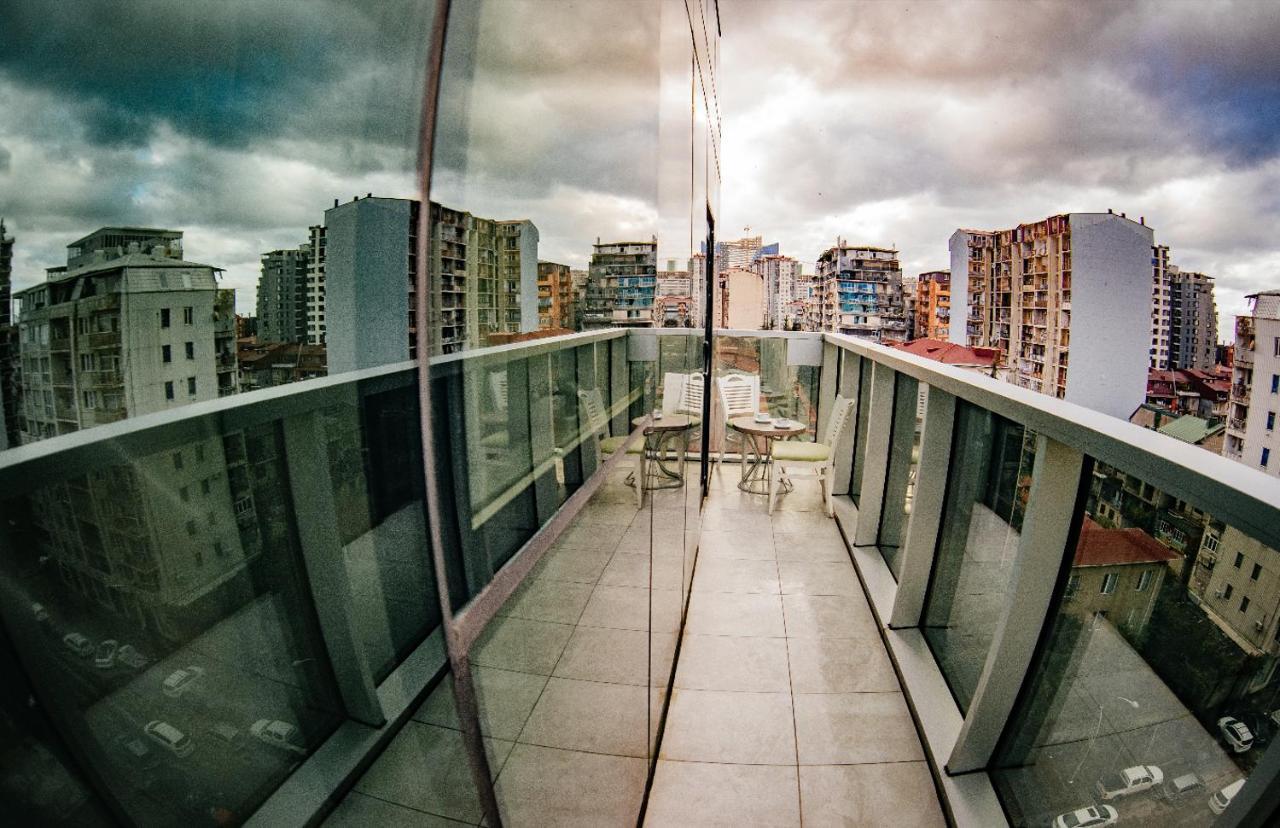 Hotel Green Glass Batumi Kültér fotó