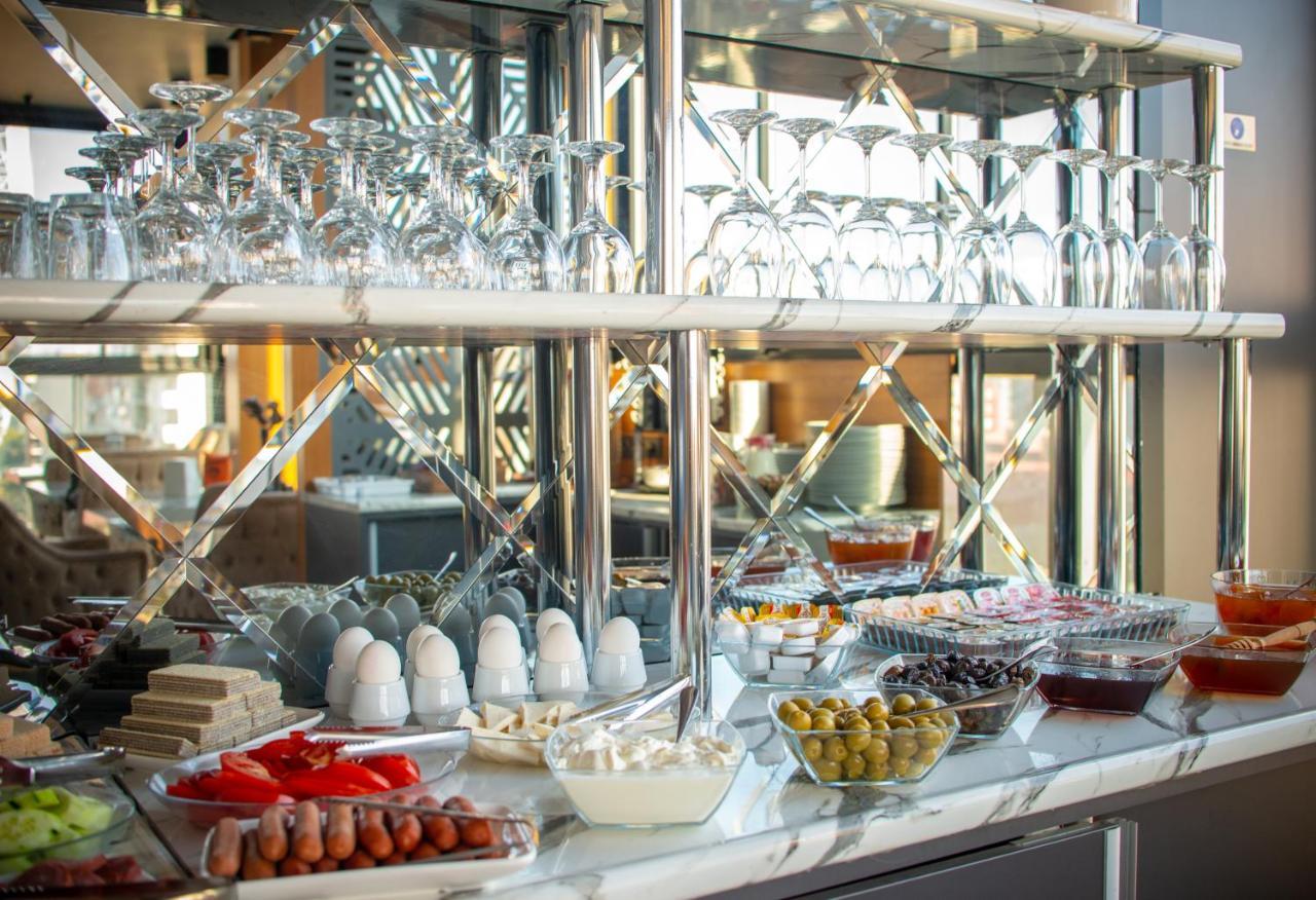 Hotel Green Glass Batumi Kültér fotó
