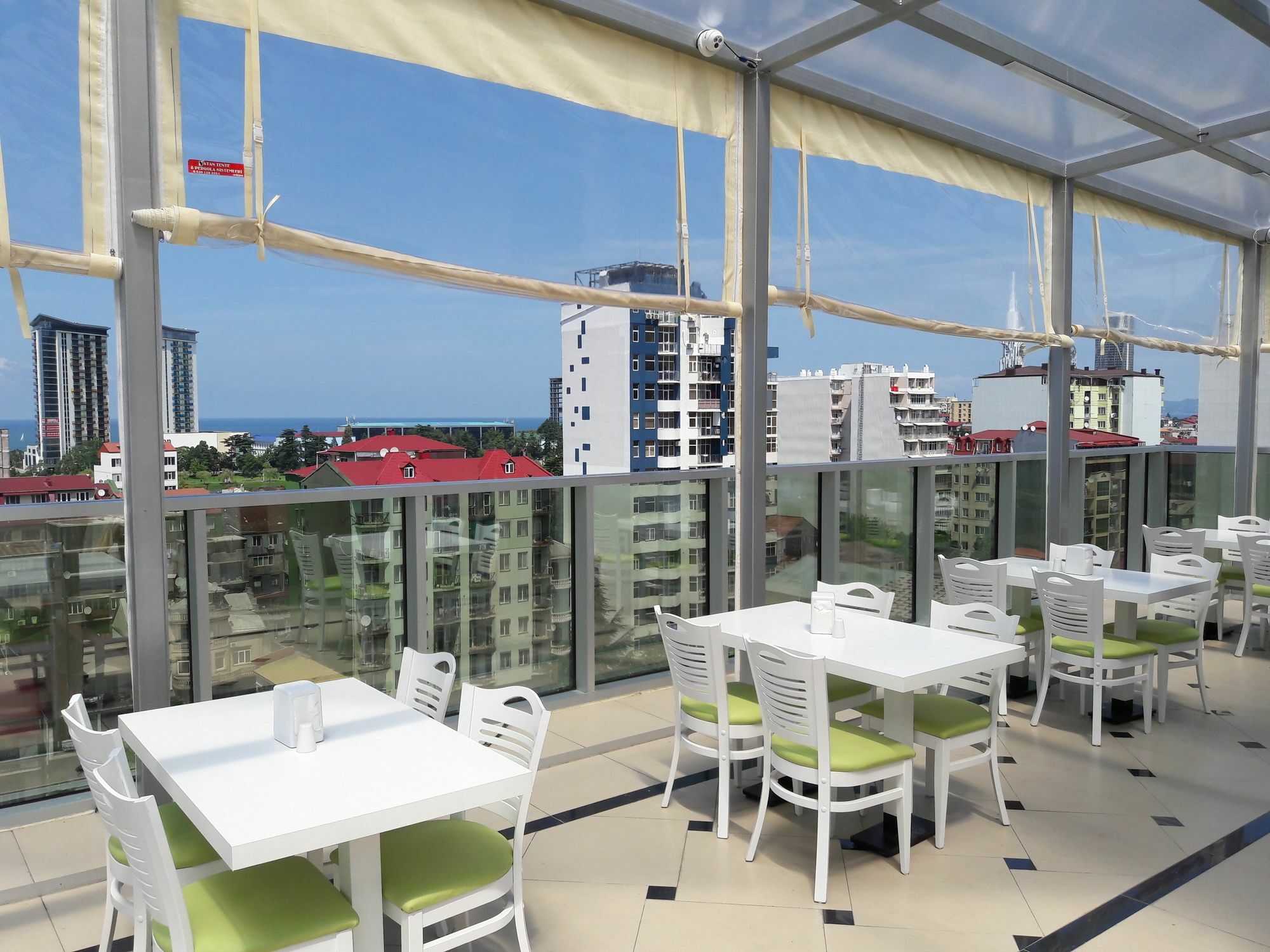 Hotel Green Glass Batumi Kültér fotó